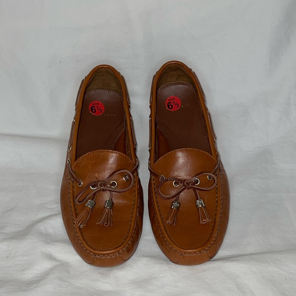 Cole Haan Women’s Leather Grant Driver in Woodbury